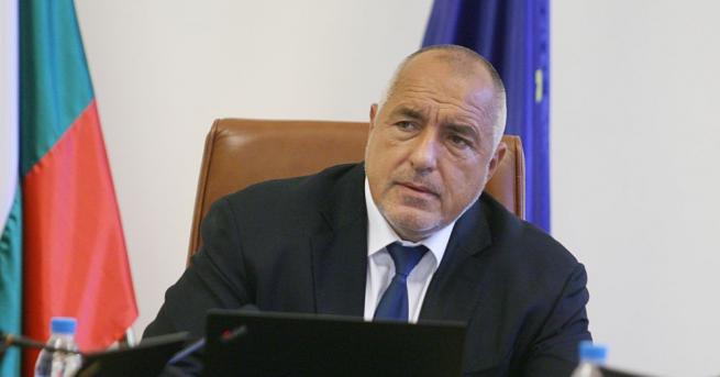 Правителството предлага на президента да издаде указ за награждаване на