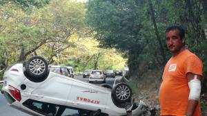 камъни автомобил