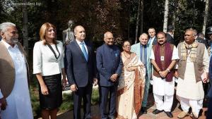 паметник Ганди България