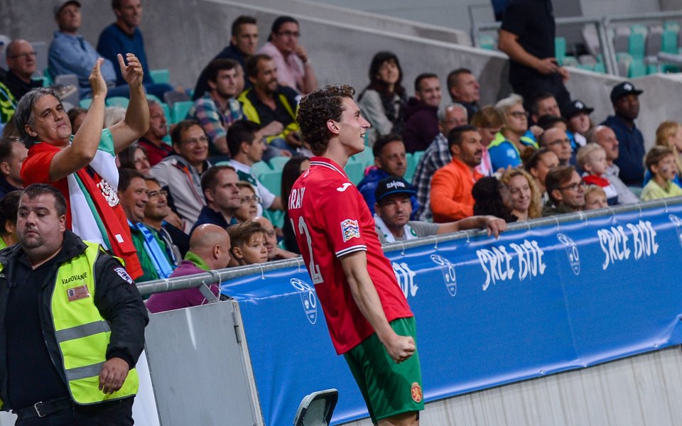 Българският нападател Божидар Краев направи блестящ дебют в португалското първенство.