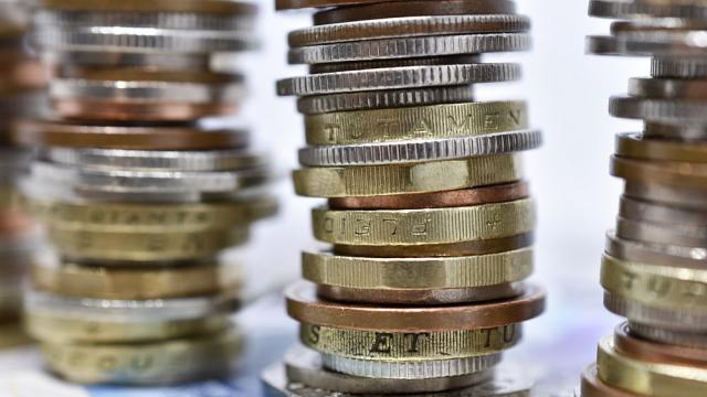 Стара олющена чиния ще донесе поне 100 000 лири на лондончанин