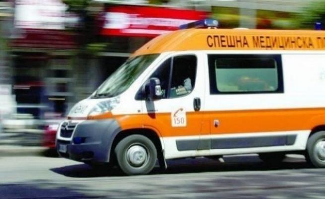 Дете падна от четвъртия етаж на блок в Бургас
