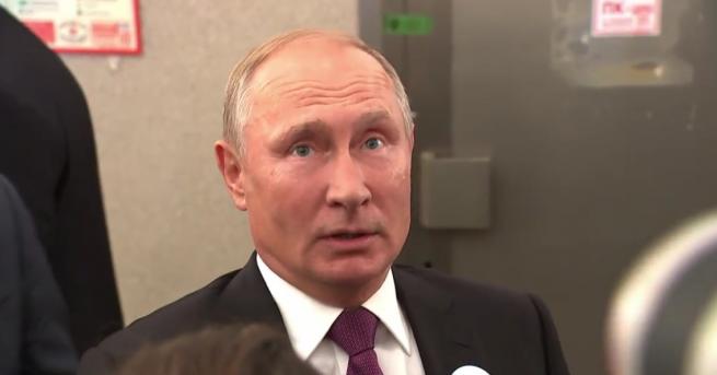 Руският президент Владимир Путин посети Руската академия на науките в