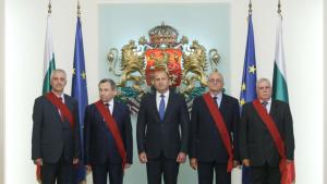 Военнослужещи получиха орден За военна заслуга първа степен