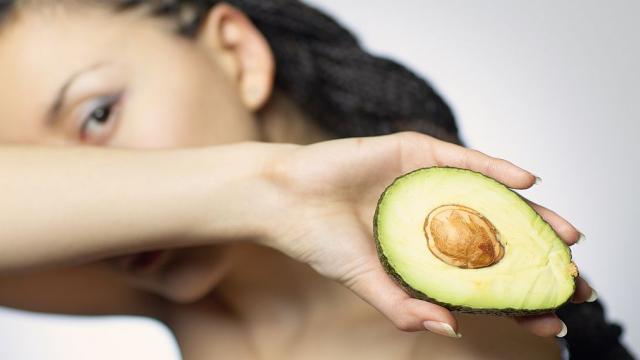 Експерти обясниха кои хора не бива да ядат авокадо