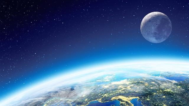 НАСА изстреля миниспътник до Луната