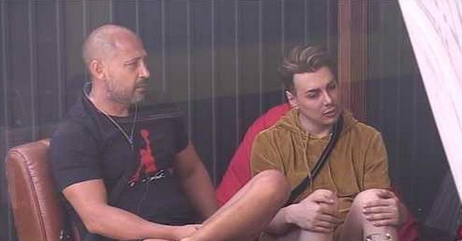 От няколко дни в Къщата на се говори за преврат