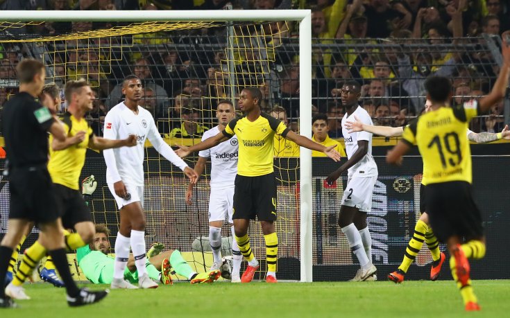 Борусия потрепери, но мина през Айнтрахт