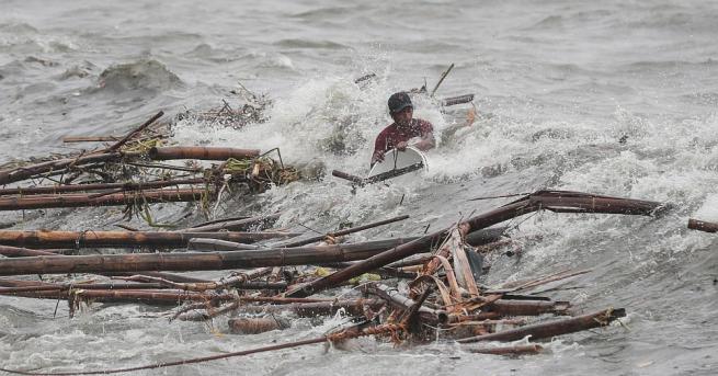 Най-малко 8 са жертвите на тайфуна Мангхут, който премина над