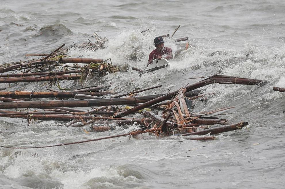 Тайфунът Мангхут премина през Филипините