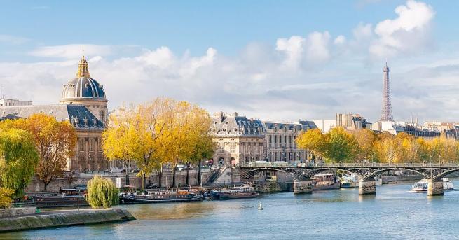 Улиците на Париж днес са затворени за автомобили и мотоциклети