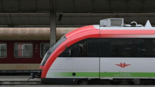 Разписанието на влаковете вече ще е достъпно във Вайбър