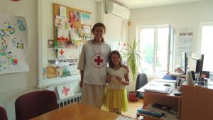 С усмивка на училище