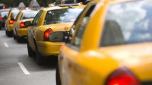 Представители на таксиметровия бранш в Бургас настояват да им бъде