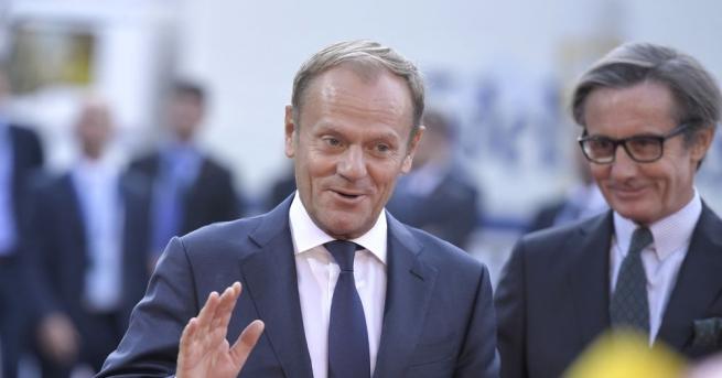 Ръководителят на Европейския съвет Доналд Туск насрочи извънредна среща на