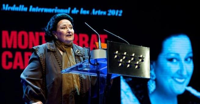 Оперната певица Монсерат Кабайе се лекува в болница в Барселона