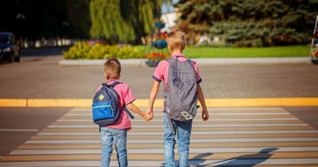 Девет часа годишно първокласниците ще изучават правилата за пътна безопасност