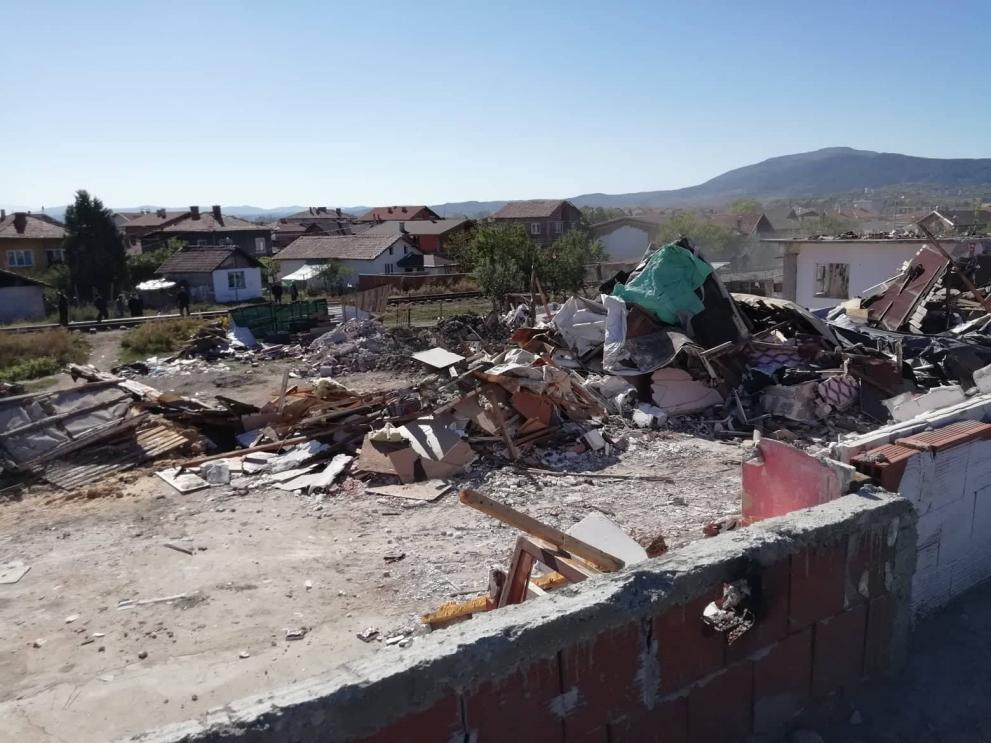  Акция по срутване на противозаконни ромски къщи в кв. Изток 