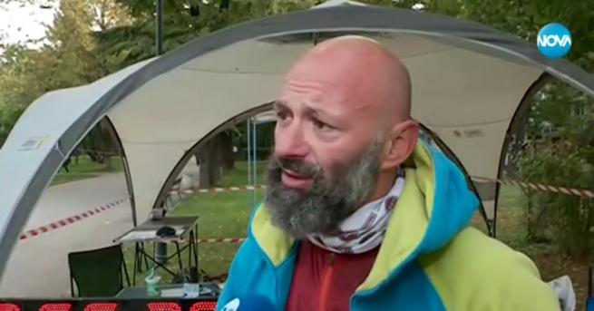 Ултрамаратонецът Краси Георгиев финишира след като бяга повече от две