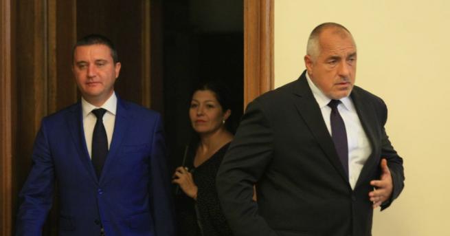 Социалният министър не бил на срещата между Борисов и синдикатите