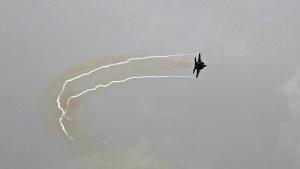 изтребител F16