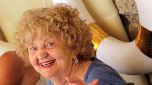 Татяна Лолова