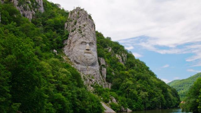 Божествено кътче на по-малко от два часа от България (ВИДЕО)