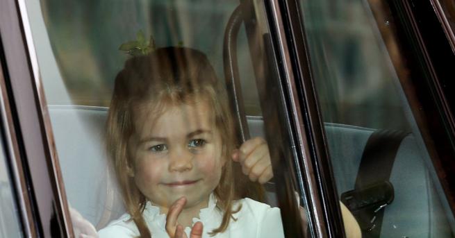 Британската принцеса Шарлот дъщеря на принц Уилям и съпругата му