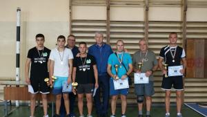 Мездра тенис на маса