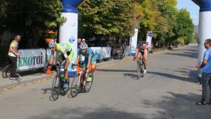 Велосипедисти въртяха педали за благородна кауза в Стара Загора