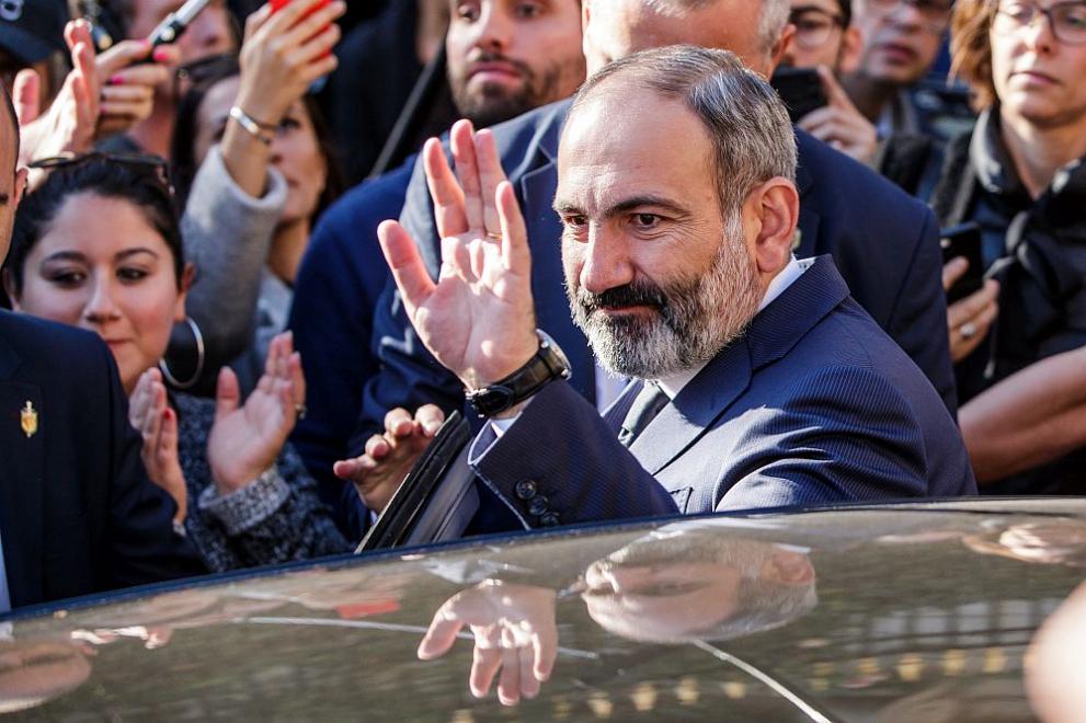 Премиерът на Армения Никол Пашинян обяви, че подава оставка