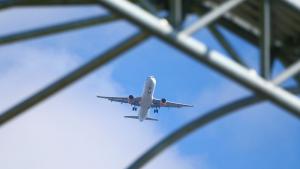 транспортен самолет