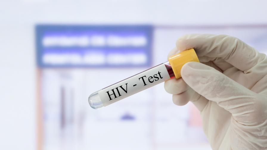 <p>Испански учени отстраниха ХИВ от пациенти</p>