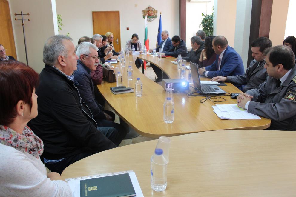 90 доброволци помагат при бедствия в Разградско