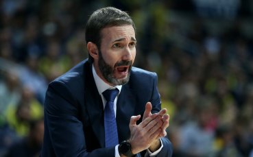 Екстреньор на Везенков в Барса уволнен от Цедевита