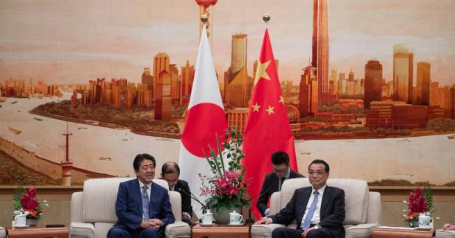 Японският министър председател Шиндзо Абе каза в Пекин че двустранните