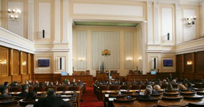 Депутатите приеха единодушно и Закона за личната помощ След като