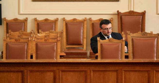 Девет министри от кабинета ще вземат участие в петъчния парламентарен