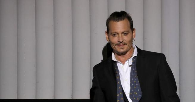 Изпълнителят на ролята на Джак Спароу от Карибски пирати Джони