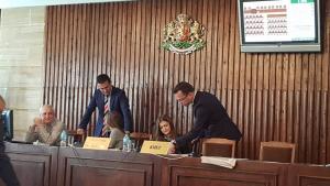 мениджъри община Добрич