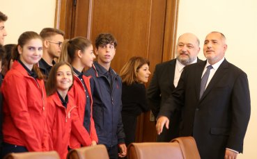 Олимпийските медалисти от Буенос Айрес на аудиенция в Министерския съвет