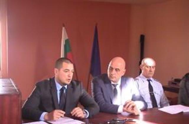 Няма неразкрити тежки криминални престъпления в област Плевен, намаляват кражбите, съобщи на брифинг с журналисти старши комисар Красимир Начев