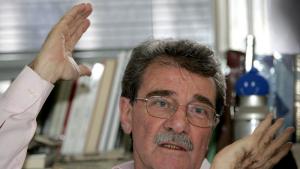 политик журналист Теодоро Петков