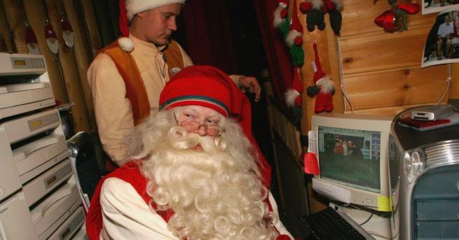 Дядо Коледа и помощниците му започнаха да отговарят на писмата