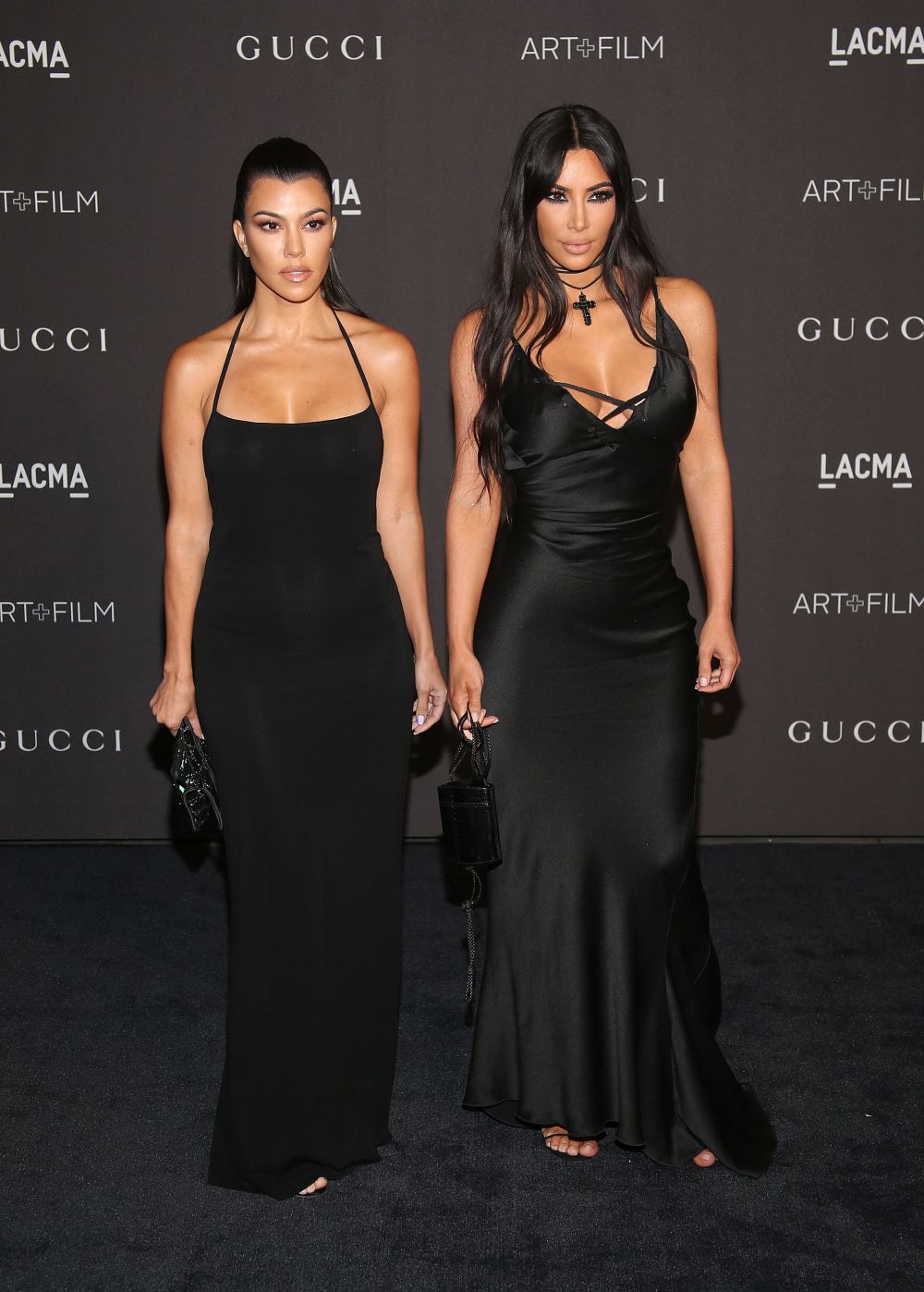 Ким и Кортни магнетичните сестри Кардашиян