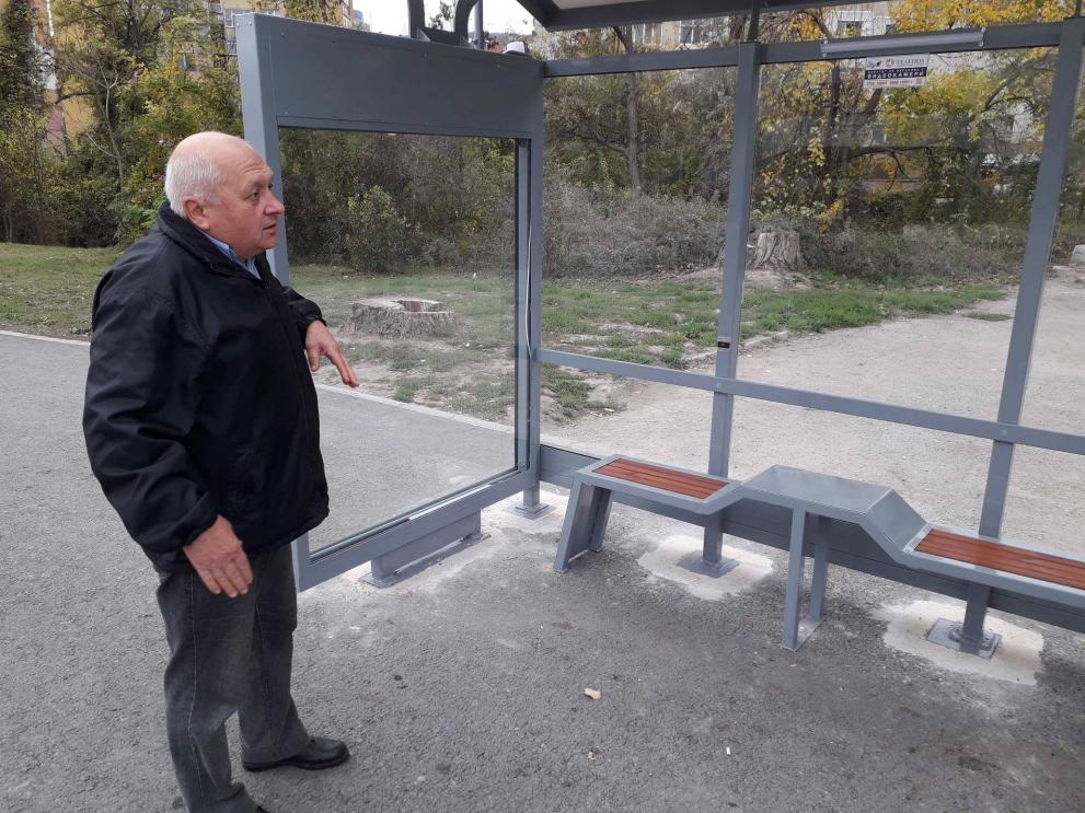  Новите спирки са пред зала 