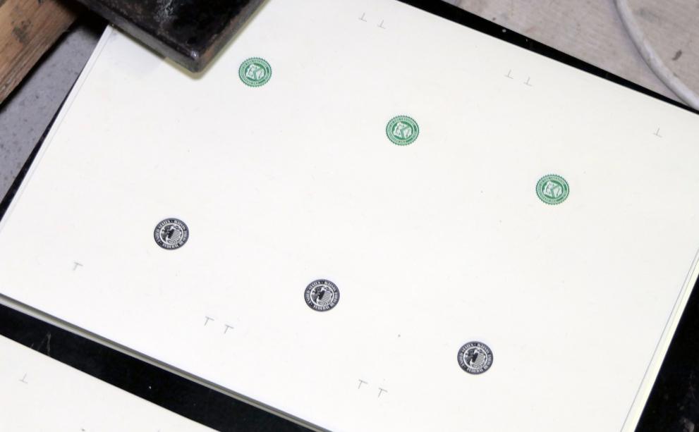  Разбиха печатница за подправени долари във Варна 