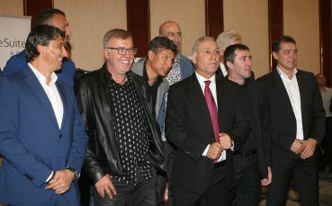 Сираков с намигване към Камата: Радвам се, че имаше шанса да играе по мое време