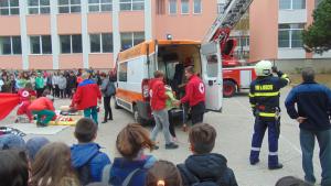 Училищни екипи за безопасност