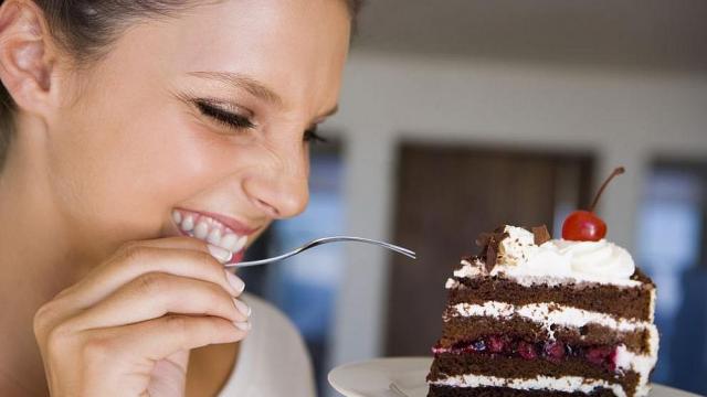 Лекар обяви кои са най-вредните храни за червата